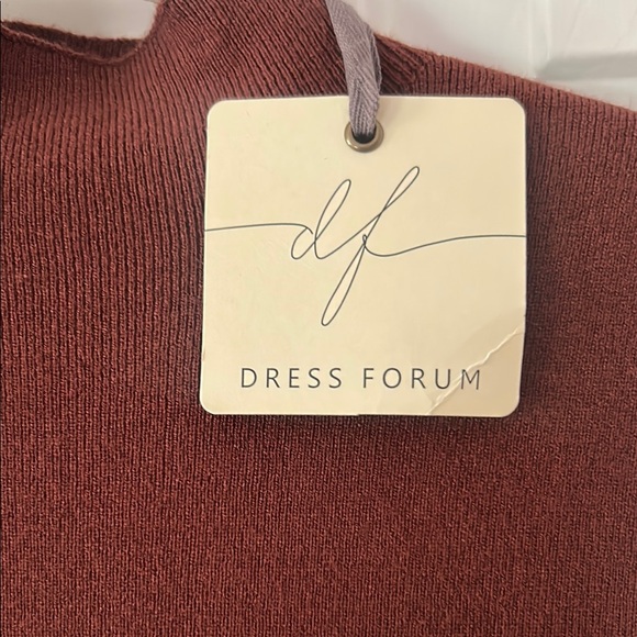 Dress Forum Red Fitted Bodysuit with Mandarin Collar - Picture 2 of 2